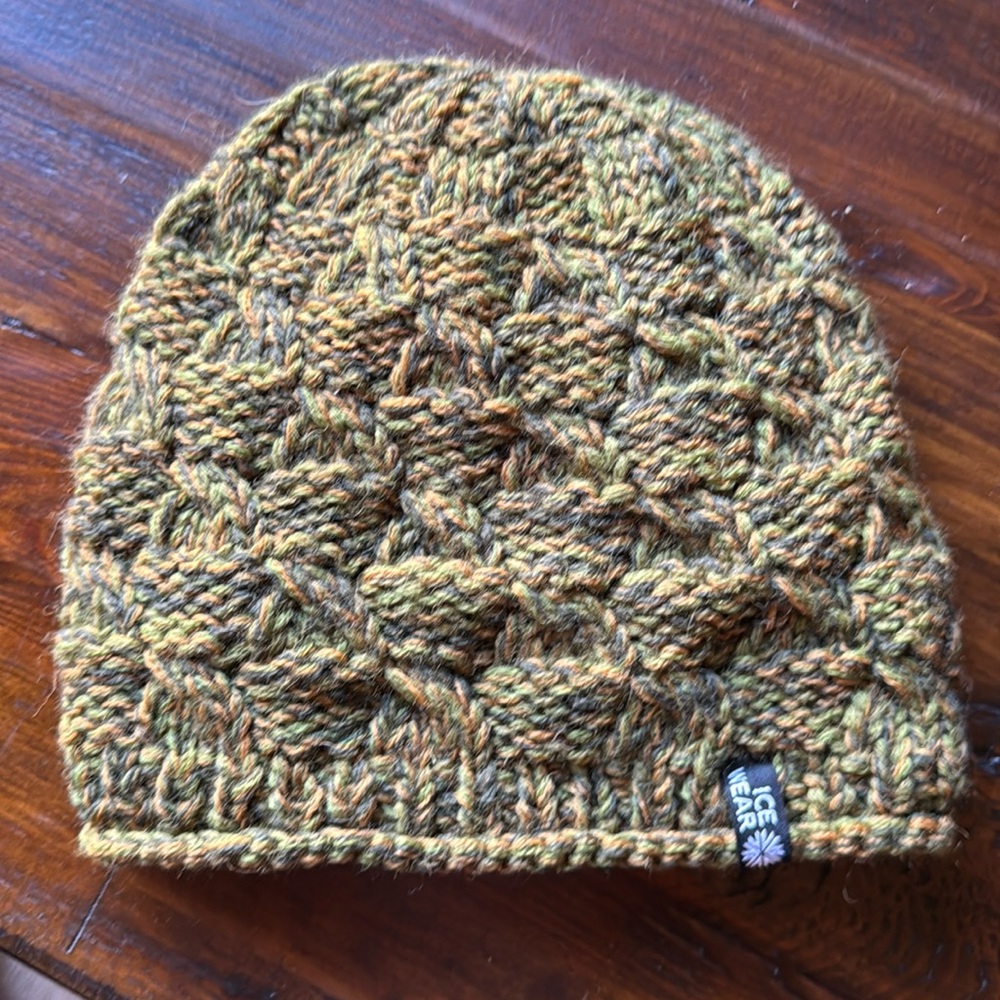 Women’s winter hat
